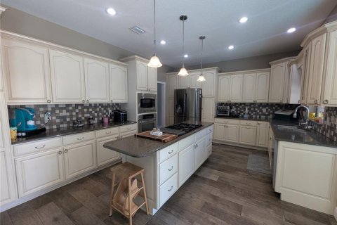 Casa en venta en Crystal River, Florida, 3 dormitorios, 275.92 m2 № 2312756 - foto 10
