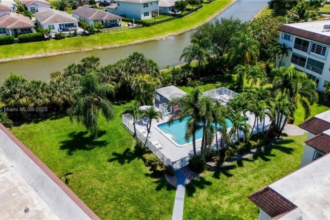Condominio en venta en Deerfield Beach, Florida, 2 dormitorios, 92.9 m2 № 1985631 - foto 23