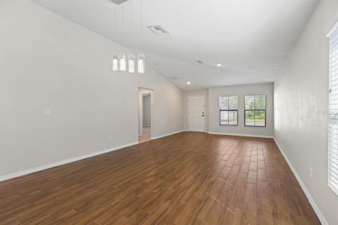 Villa ou maison à louer à Riverview, Floride: 3 chambres, 135.45 m2 № 2380700 - photo 8