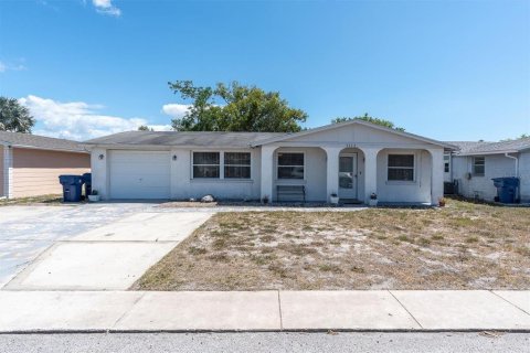 Casa en Holiday, Florida 3 dormitorios, 127.09 m2 № 2122650