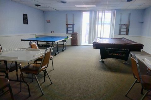 Condo in North Miami Beach, Florida, 1 bedroom  № 1936261 - photo 23