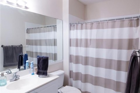 Copropriété à louer à Miramar, Floride: 1 chambre, 67.17 m2 № 1983481 - photo 22