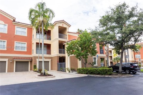 Copropriété à louer à Miramar, Floride: 1 chambre, 67.17 m2 № 1983481 - photo 9