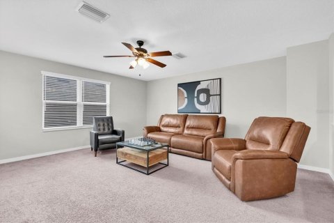 House in Odessa, Florida 3 bedrooms, 257.06 sq.m. № 1687568 - photo 23