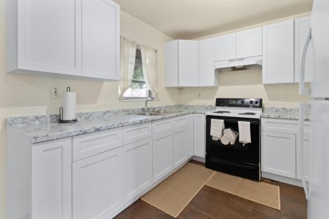 Villa ou maison à Lauderhill, Floride 4 chambres, 130.06 m2 № 2083554