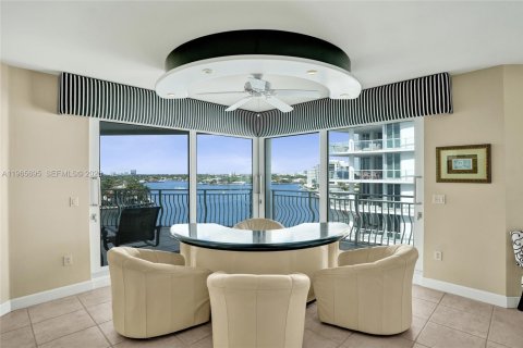 Condominio en venta en Fort Lauderdale, Florida, 3 dormitorios, 306.58 m2 № 2027285 - foto 6