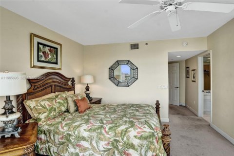 Condominio en venta en Fort Lauderdale, Florida, 3 dormitorios, 306.58 m2 № 2027285 - foto 27