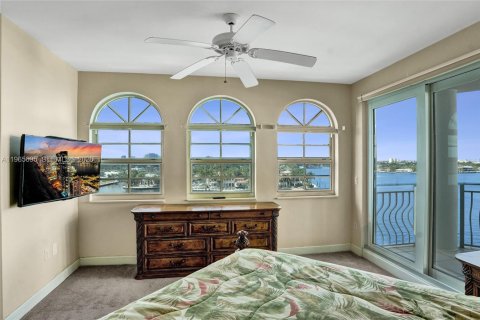 Condominio en venta en Fort Lauderdale, Florida, 3 dormitorios, 306.58 m2 № 2027285 - foto 29