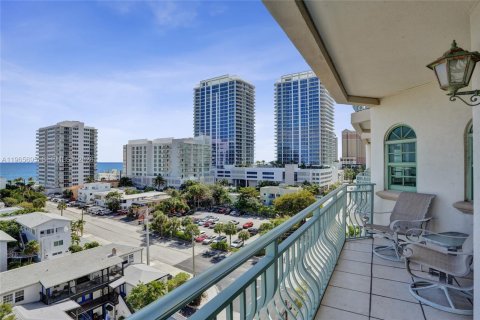 Condominio en venta en Fort Lauderdale, Florida, 3 dormitorios, 306.58 m2 № 2027285 - foto 17
