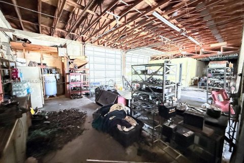 Propiedad comercial en venta en Miami, Florida № 2038822 - foto 13