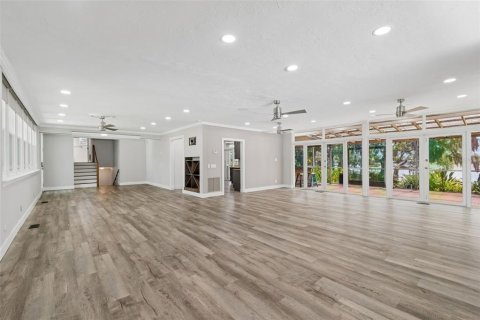 Villa ou maison à vendre à Tarpon Springs, Floride: 4 chambres, 217.21 m2 № 2312880 - photo 7