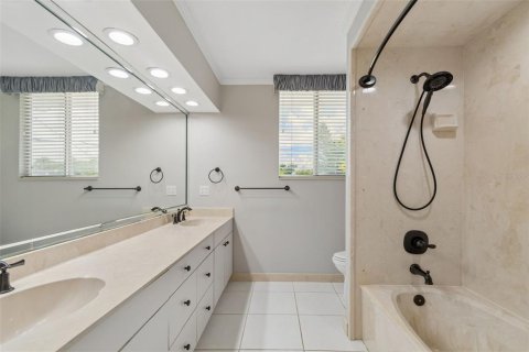 Villa ou maison à vendre à Tarpon Springs, Floride: 4 chambres, 217.21 m2 № 2312880 - photo 28