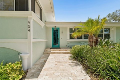 Villa ou maison à vendre à Tarpon Springs, Floride: 4 chambres, 217.21 m2 № 2312880 - photo 2