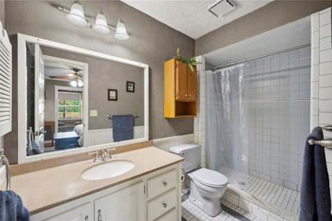 House in Dover, Florida 4 bedrooms, 176.14 sq.m. № 1673208 - photo 24