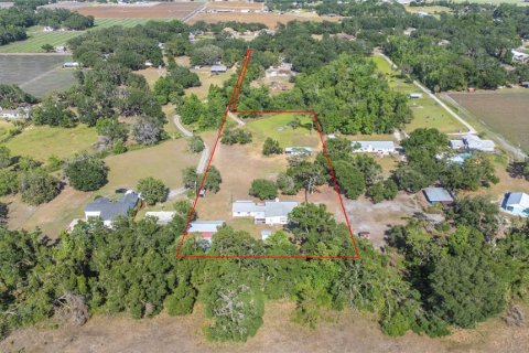 House in Dover, Florida 4 bedrooms, 176.14 sq.m. № 1673208 - photo 3