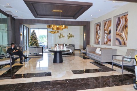 Condominio en alquiler en Aventura, Florida, 3 dormitorios, 134.71 m2 № 1991886 - foto 2