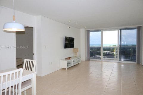 Condominio en alquiler en Aventura, Florida, 3 dormitorios, 134.71 m2 № 1991886 - foto 12