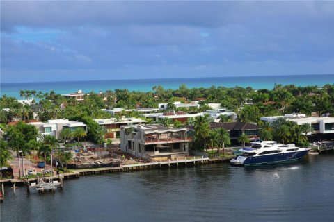 Condominio en alquiler en Aventura, Florida, 3 dormitorios, 134.71 m2 № 1991886 - foto 6