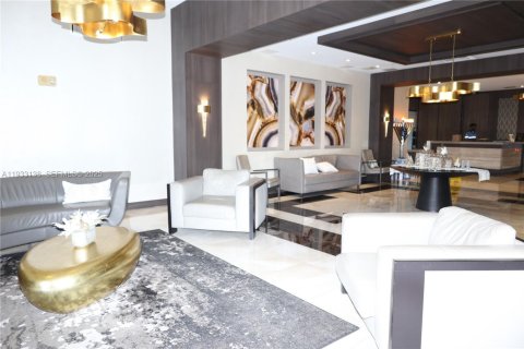 Condominio en alquiler en Aventura, Florida, 3 dormitorios, 134.71 m2 № 1991886 - foto 3