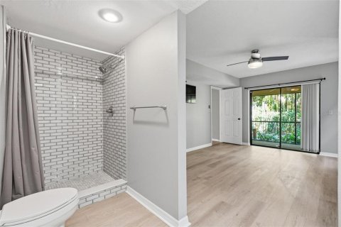 Condo in Clearwater, Florida, 2 bedrooms  № 2112165 - photo 19