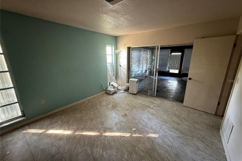 House in Hudson, Florida 3 bedrooms, 137.22 sq.m. № 1762308 - photo 20