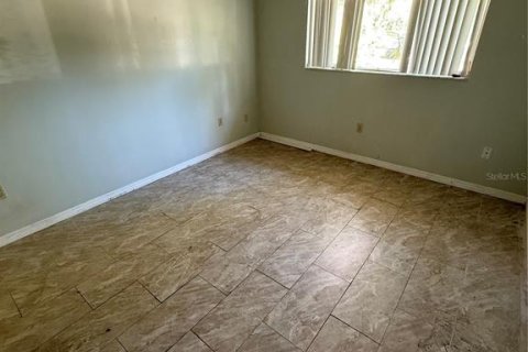 House in Hudson, Florida 3 bedrooms, 137.22 sq.m. № 1762308 - photo 11