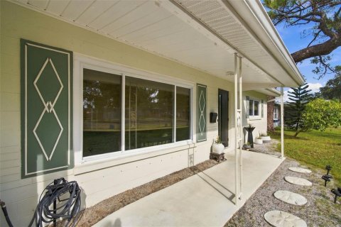 Villa ou maison à vendre à Saint Petersburg, Floride: 3 chambres, 123.75 m2 № 2391054 - photo 7