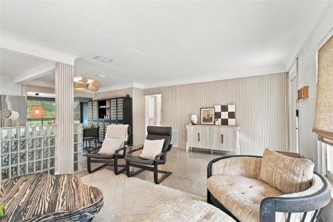 Villa ou maison à vendre à Saint Petersburg, Floride: 3 chambres, 123.75 m2 № 2391054 - photo 12