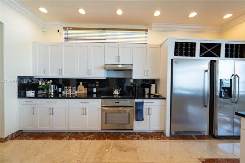 Casa en venta en Miramar, Florida, 5 dormitorios, 399.29 m2 № 2006447 - foto 4