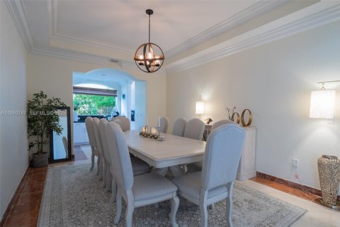 Casa en venta en Miramar, Florida, 5 dormitorios, 399.29 m2 № 2006447 - foto 27