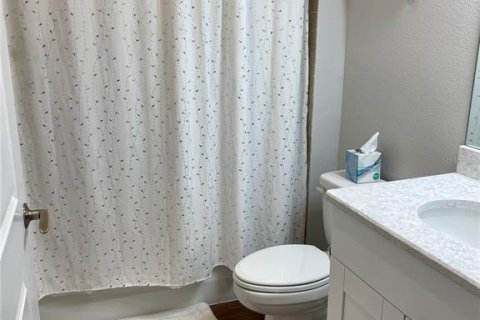 Condominio en alquiler en Bradenton, Florida, 3 dormitorios, 172.52 m2 № 231546 - foto 29