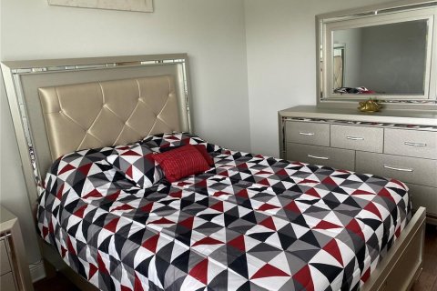 Copropriété à louer à Bradenton, Floride: 3 chambres, 172.52 m2 № 231546 - photo 16