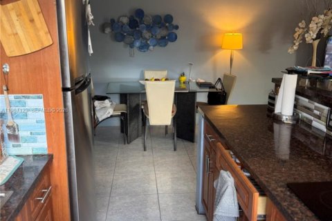 Copropriété à vendre à North Miami, Floride: 1 chambre, 67.08 m2 № 2047803 - photo 8
