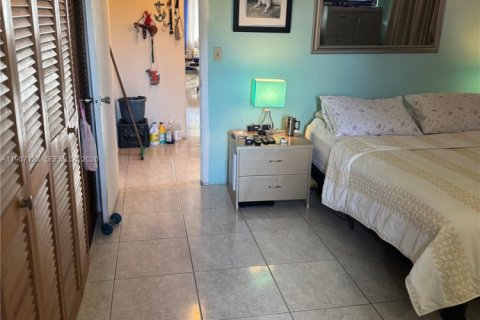 Copropriété à vendre à North Miami, Floride: 1 chambre, 67.08 m2 № 2047803 - photo 15