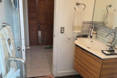 Copropriété à vendre à North Miami, Floride: 1 chambre, 67.08 m2 № 2047803 - photo 13