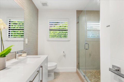 Casa en venta en North Miami, Florida, 4 dormitorios, 193.24 m2 № 1799321 - foto 16