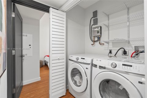 Casa en alquiler en North Miami, Florida, 3 dormitorios, 105.91 m2 № 1947617 - foto 14