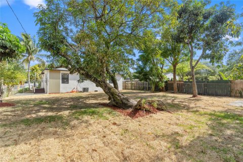 Casa en alquiler en North Miami, Florida, 3 dormitorios, 105.91 m2 № 1947617 - foto 26
