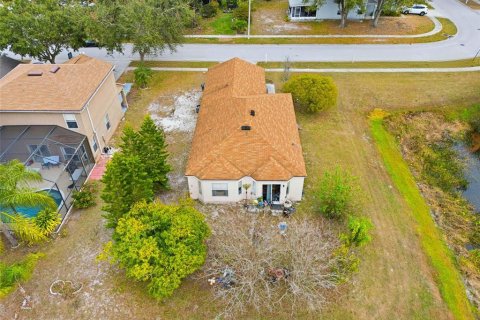 Casa en venta en Tampa, Florida, 3 dormitorios, 120.4 m2 № 2125649 - foto 8