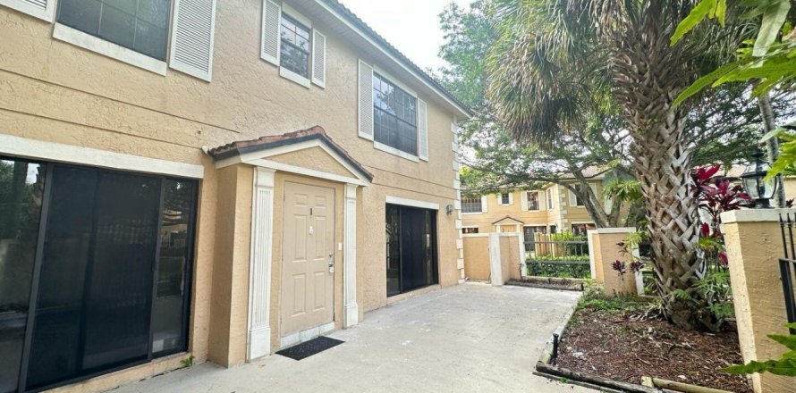 Adosado en Palm Beach Gardens, Florida 2 dormitorios, 142.33 m2 № 1016231