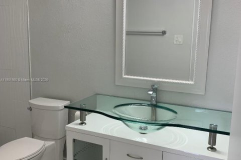 Condominio en venta en Miami, Florida, 1 dormitorio, 53.79 m2 № 1953815 - foto 6
