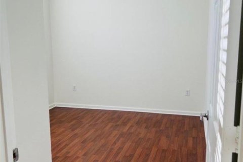Condo in Orlando, Florida, 3 bedrooms № 2379420 - photo 12