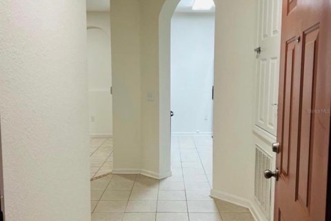 Condo in Orlando, Florida, 3 bedrooms № 2379420 - photo 10