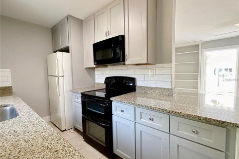 Casa en alquiler en Bradenton, Florida, 3 dormitorios, 136.01 m2 № 1767890 - foto 8