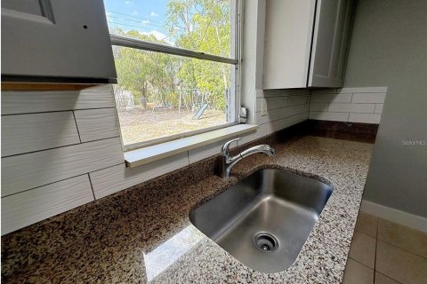 Casa en alquiler en Bradenton, Florida, 3 dormitorios, 136.01 m2 № 1767890 - foto 11