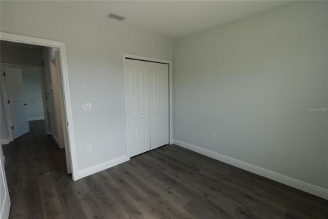 Apartment in Port Charlotte, Florida 3 bedrooms, 117.52 sq.m. № 2385682 - photo 13