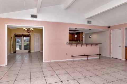 Casa en venta en Seminole, Florida, 4 dormitorios, 221.48 m2 № 1519751 - foto 11