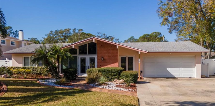 Casa en Seminole, Florida 4 dormitorios, 221.48 m2 № 1519751