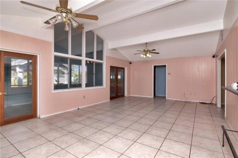 Casa en venta en Seminole, Florida, 4 dormitorios, 221.48 m2 № 1519751 - foto 14