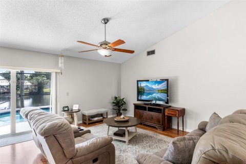 Casa en venta en Cooper City, Florida, 4 dormitorios, 145.39 m2 № 1954036 - foto 17
